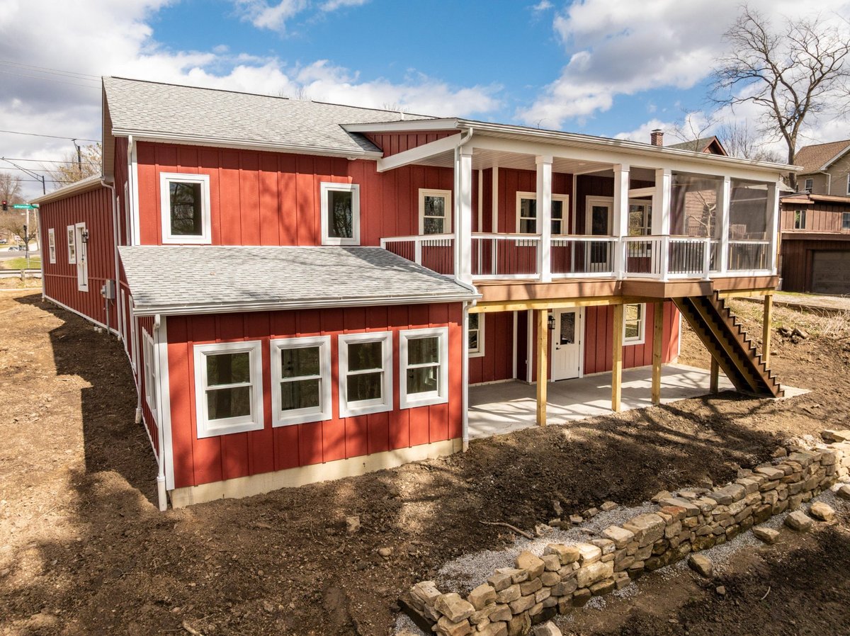 custom-home-screened-porch-greenhouse-outdoor-living-jackson-township