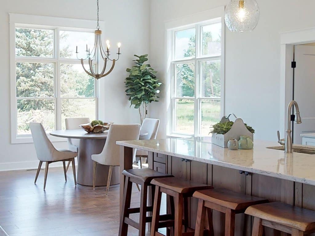open-concept-kitchen-dining-room-pendant-lighting-stark-county-builder