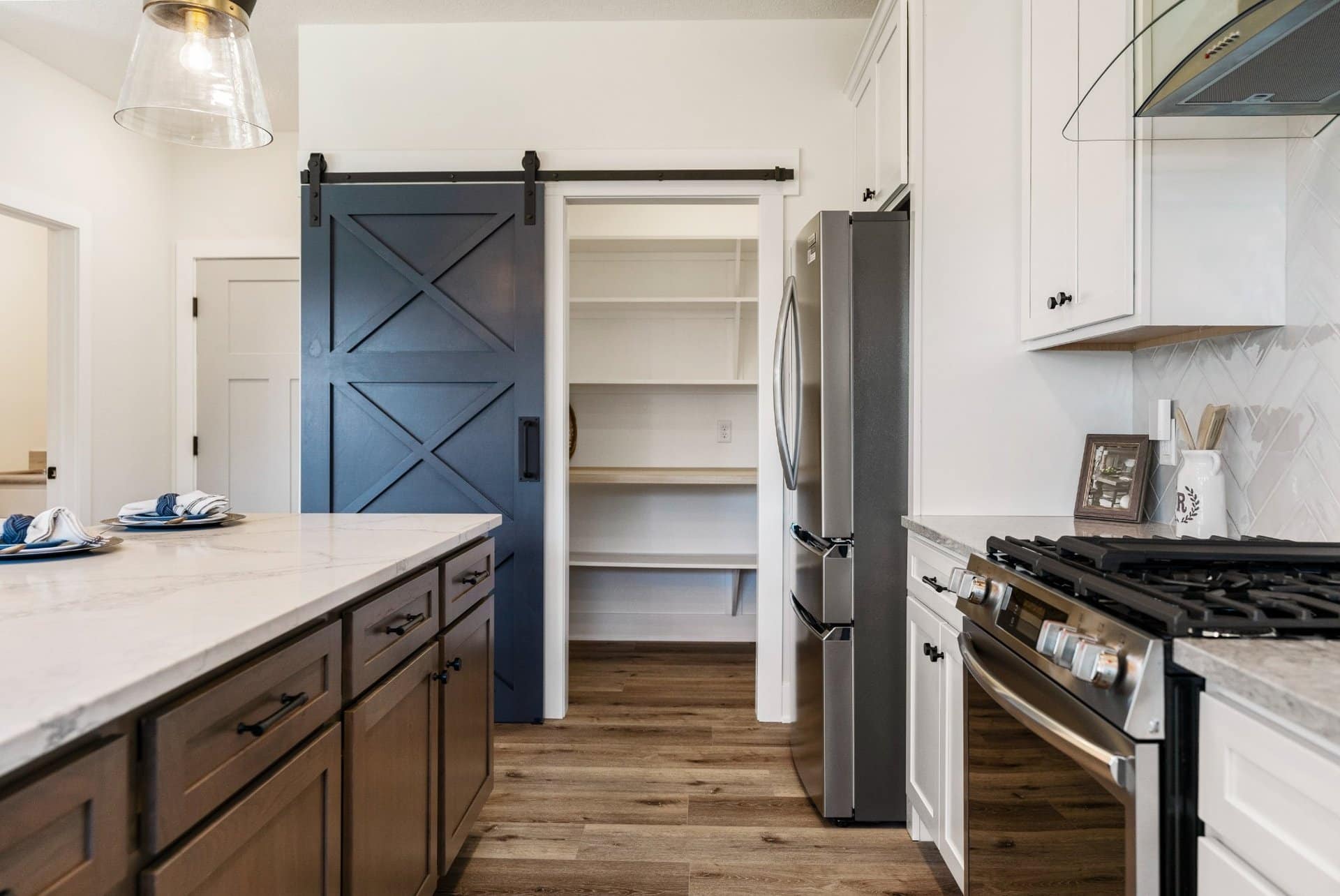 open-concept-kitchen-great-room-summit-county-ohio-builder