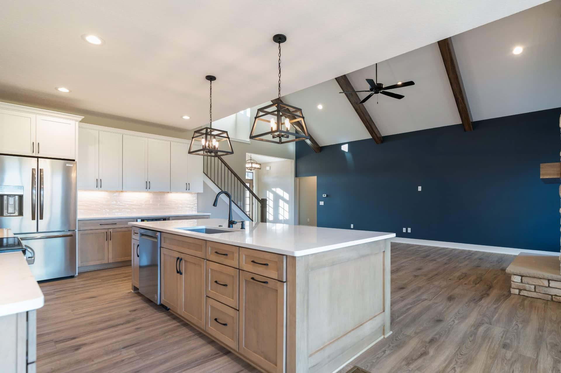 white-kitchen-glass-cabinet-doors-hartville-ohio-builder